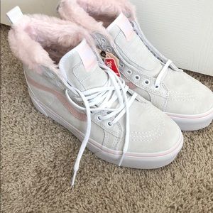 Brand new with Tag size 8 women’s Vans.